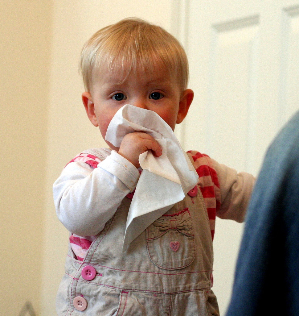 Ребенок кашляет. Заложен нос у ребенка в год