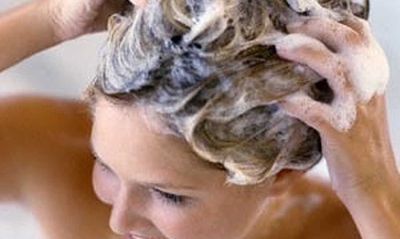 Мытье головы сухим шампунем