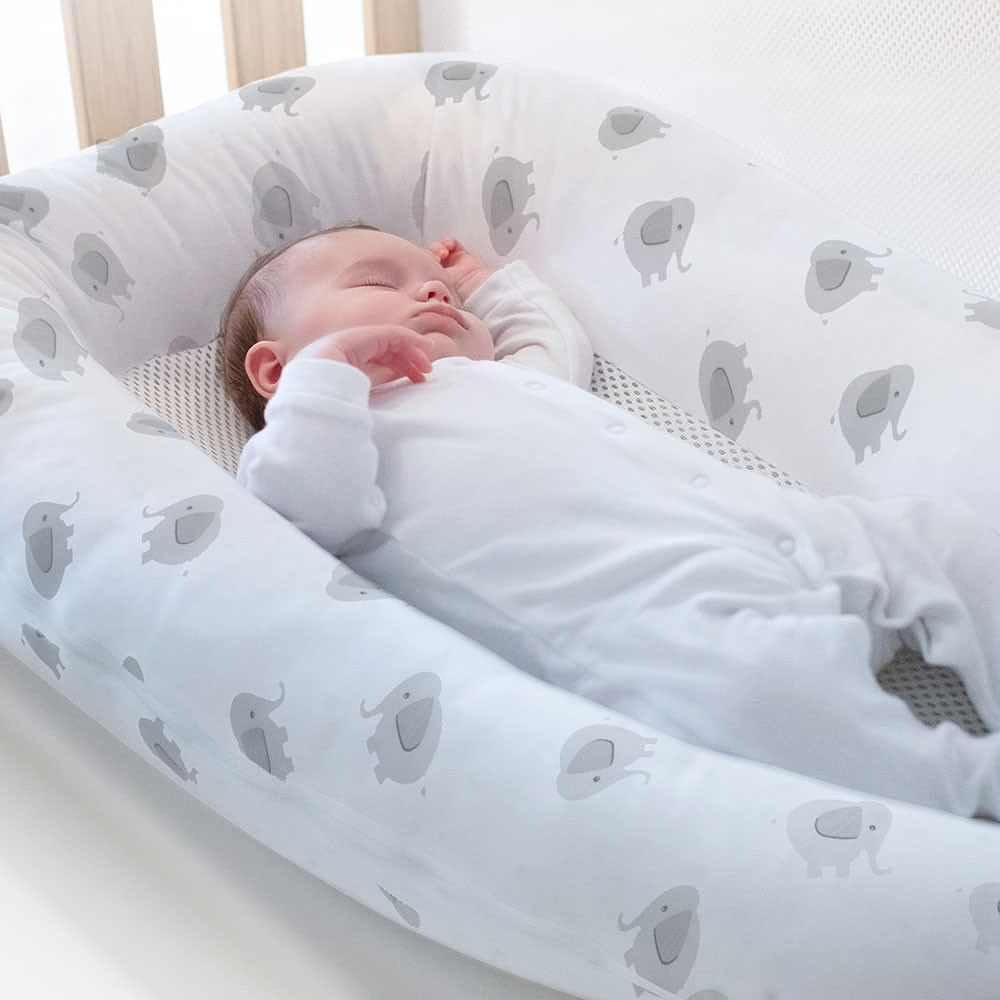 Подушка кокон для новорожденных